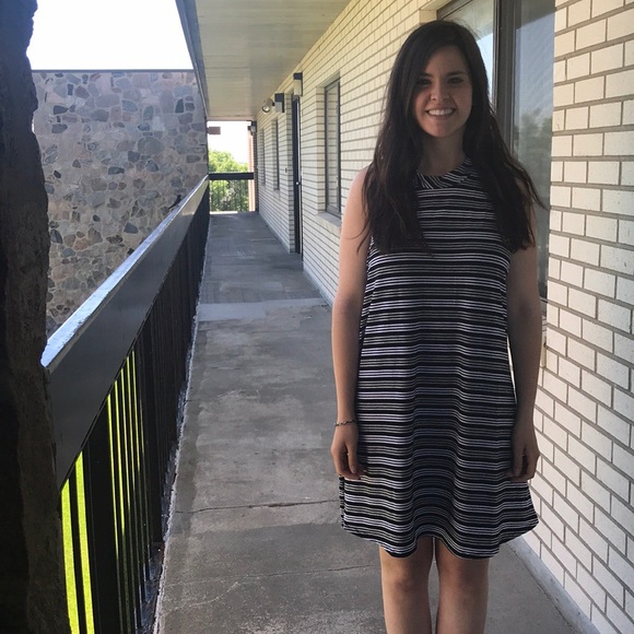 Striped dress - Picture 1 of 3